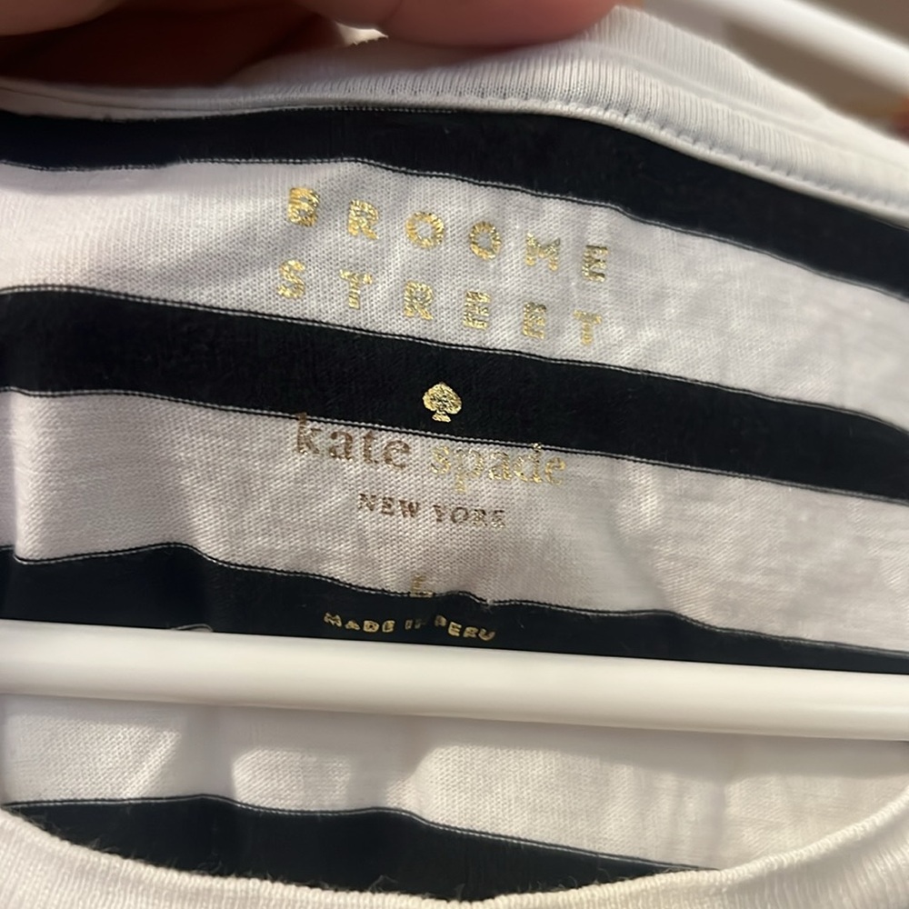 💜💜kate spade queen bee tees large - Picture 2 of 4